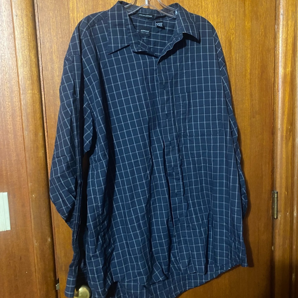 Arrow Dark Blue Plaid Button-Down‎ Shirt